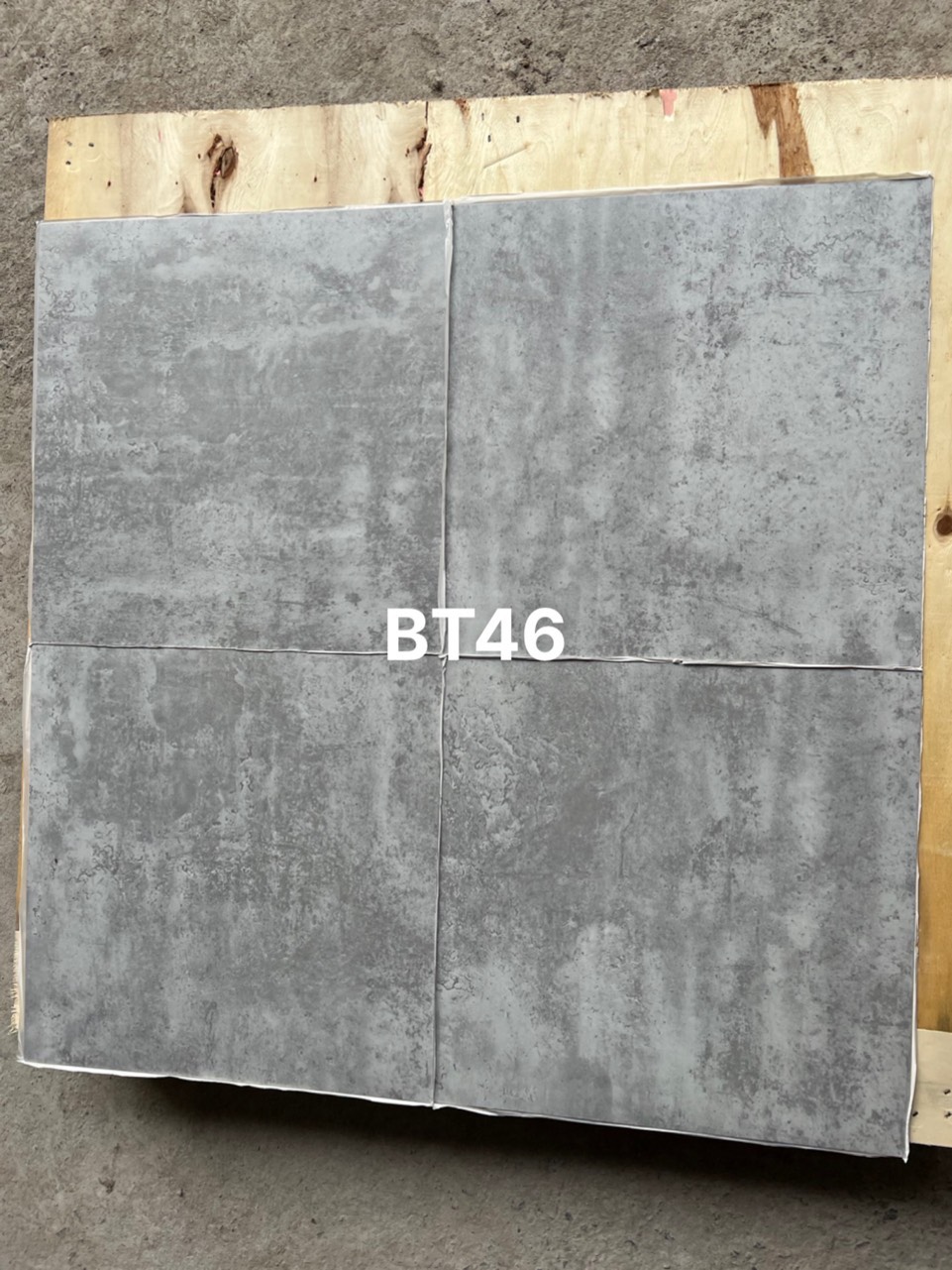 Sàn nhựa bóc dán vân bê tông/đá LUX Floor 2mm – BT46
