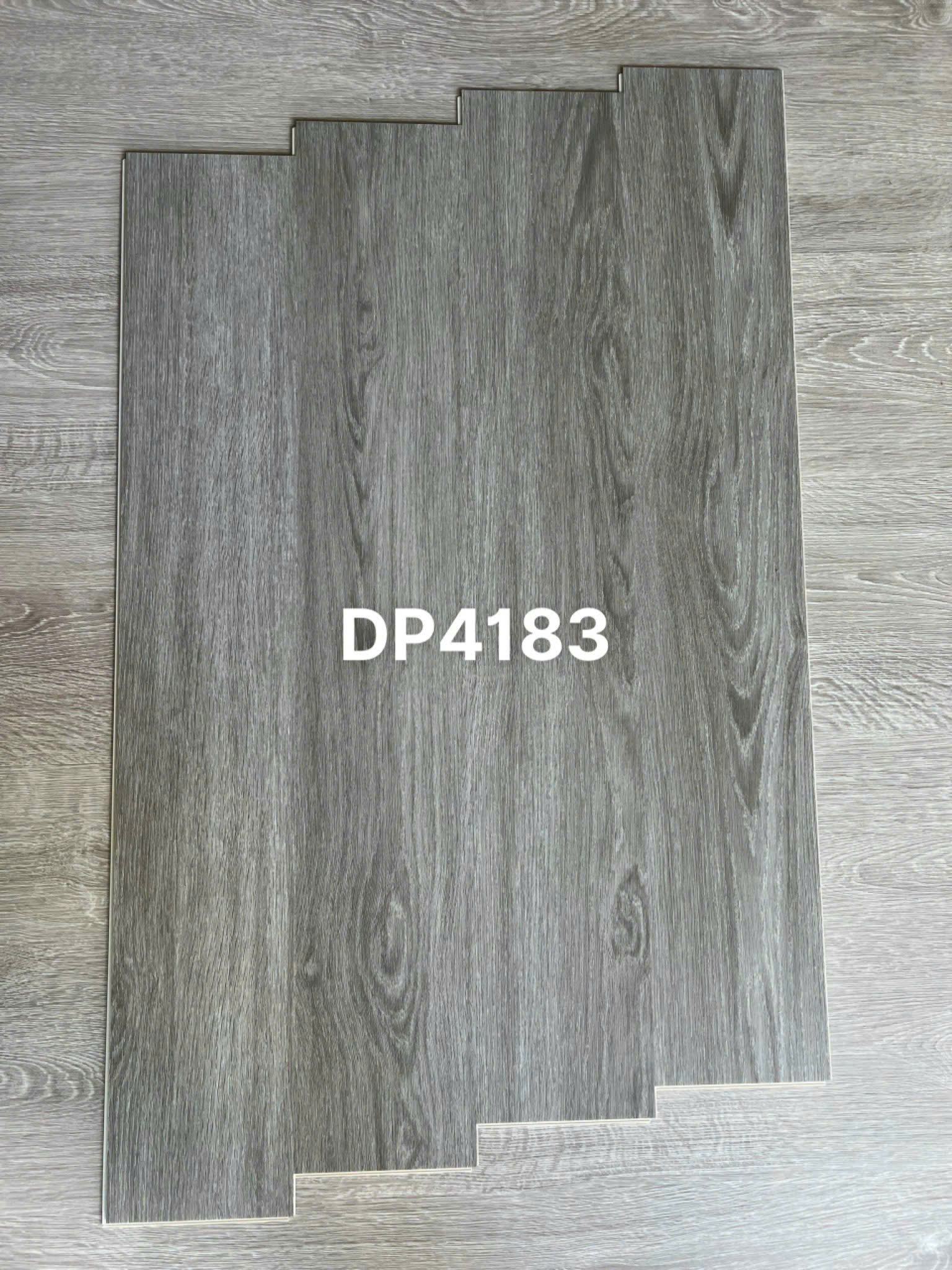 Sàn nhựa hèm khóa D Floor 4mm - mã DP4183