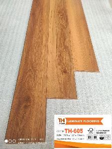 Sàn gỗ công nghiệp TH Floor 12mm mã TH605
